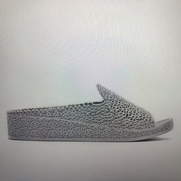 NAMES Flower Sandal - Picture 2 of 8